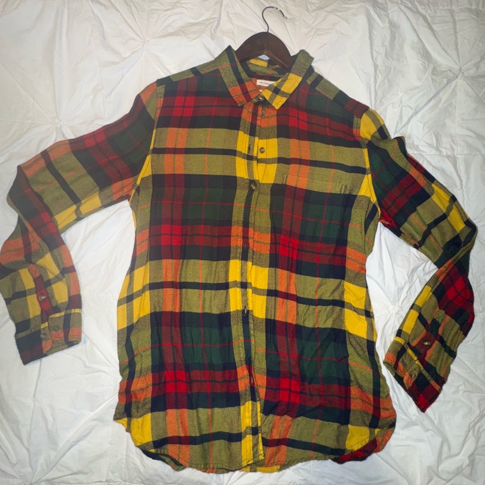 Women’s American Eagle Outfitters Red and Yellow Plaid Shirt